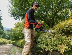 ECHO HC-2320 – Professzionális sövényvágó